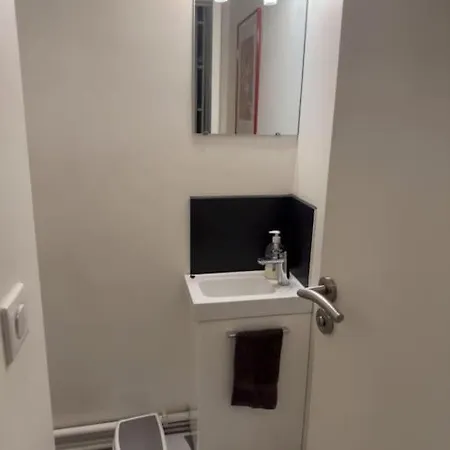 Amazing Flat Near Parc Monceau Paris