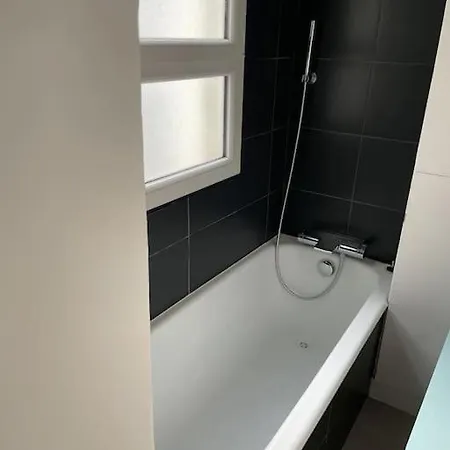 Amazing Flat Near Parc Monceau Daire Paris